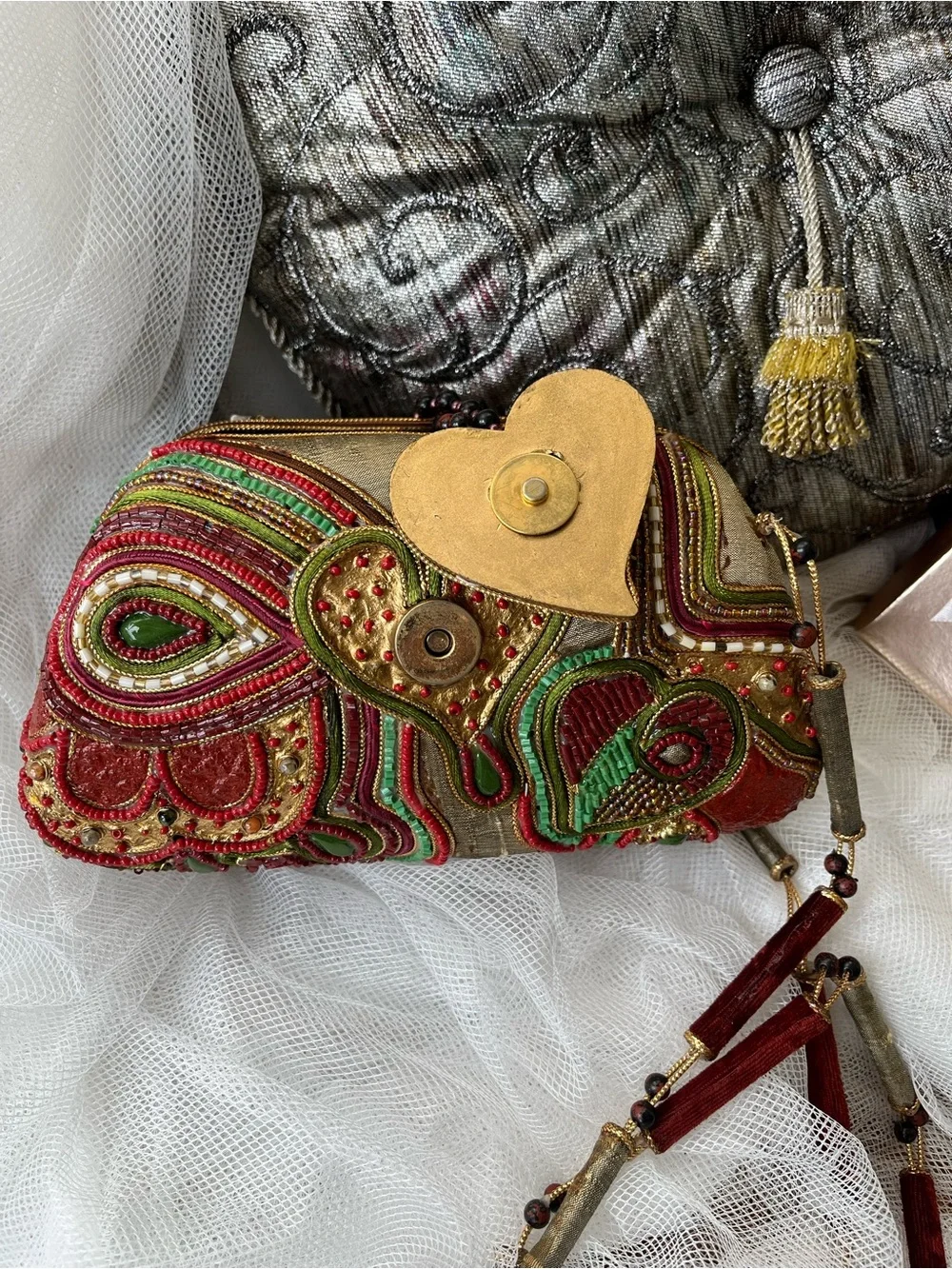 Mary Frances Vintage Purse Heart shaped Beaded, GUC 💚❤️🤍